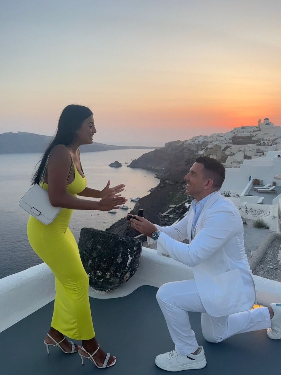 The proposal in Santorini